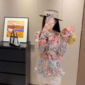 法式田园风V领荷叶边雪纺薄款单排扣衬衫女夏季碎花宽松长袖上衣