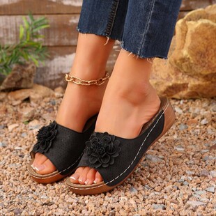 Cross-border foreign trade plus size women's shoes 2025 spring and summer new flower wedge open-toe slippers Europe and the United States wholesale sandals