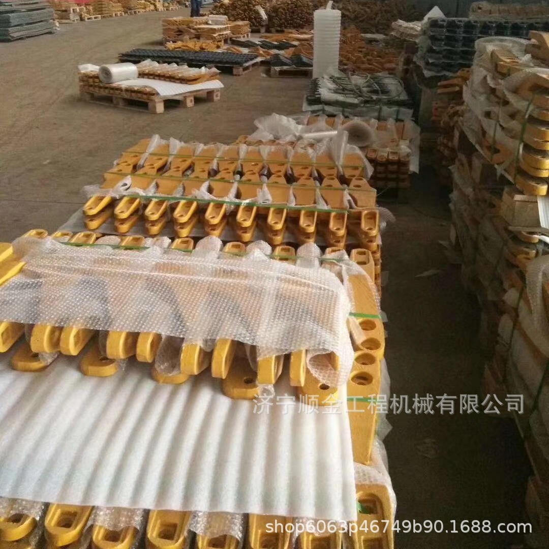 长期销售晋工JGM757 720 767 JGM776 装载机耐磨斗齿 中齿 边齿