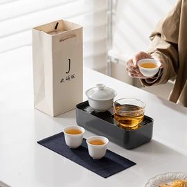 旅行茶具;茶杯;茶具套装