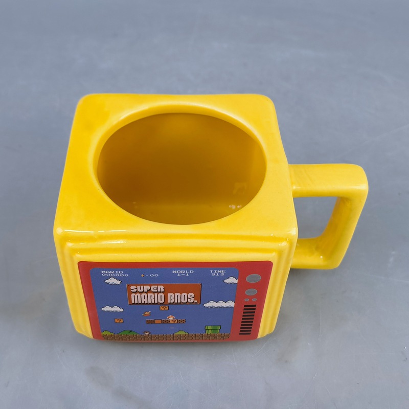 Extraño Super Mary Cup Square Ceramic Vintage TV Style Cartoon Water Cup Retro Nostalgic Drinking Cup Regalo