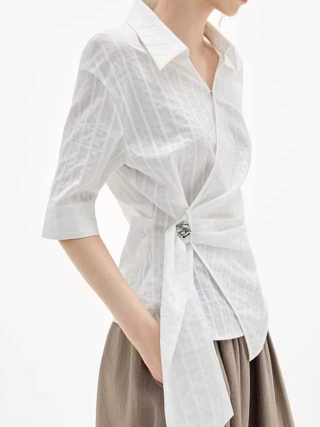 Áo sơ mi nữ dài tay thiết kế bất đối xứng cổ nơ bản Pháp — màu trắng