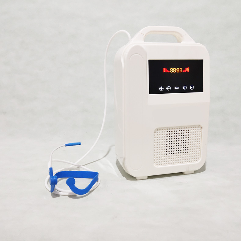 Oxygen booster car air purifier oxygen generator car negative ion aromatherapy humidifier spray mini oxygen bar