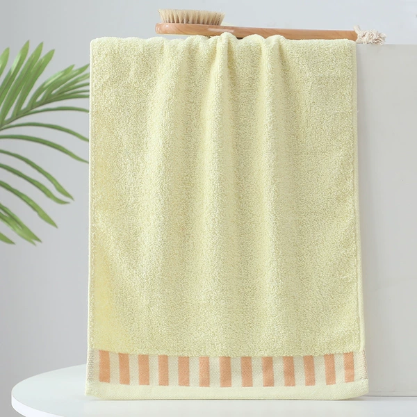 Vertical light yellow