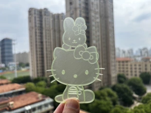 Закладка Hello Kitty из имитации органзы