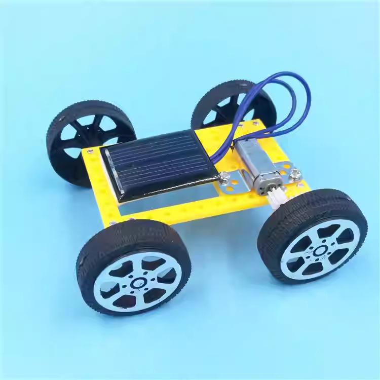 Science experiment teaching aids for primary school students, DIY craft materials, small technology projects, small equipment, fun solar-powered car
