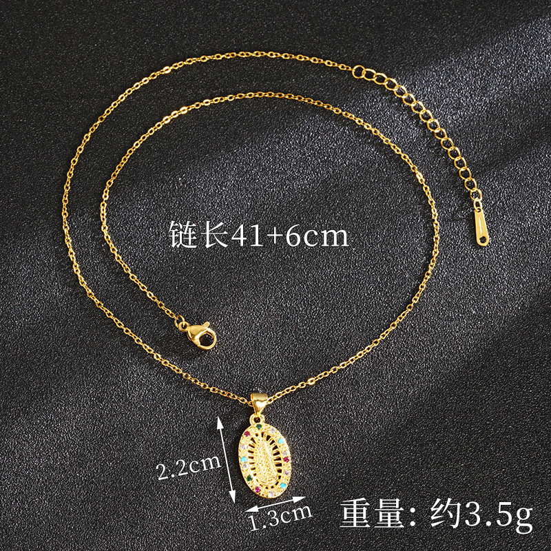 El nicho de Shajin de Vietnam creó el collar de la Virgen con incrustaciones de colores al estilo de la corte