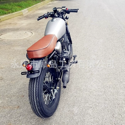 Saddle Gasoline Motorcycle Two-wheeled – Motosikletlər
