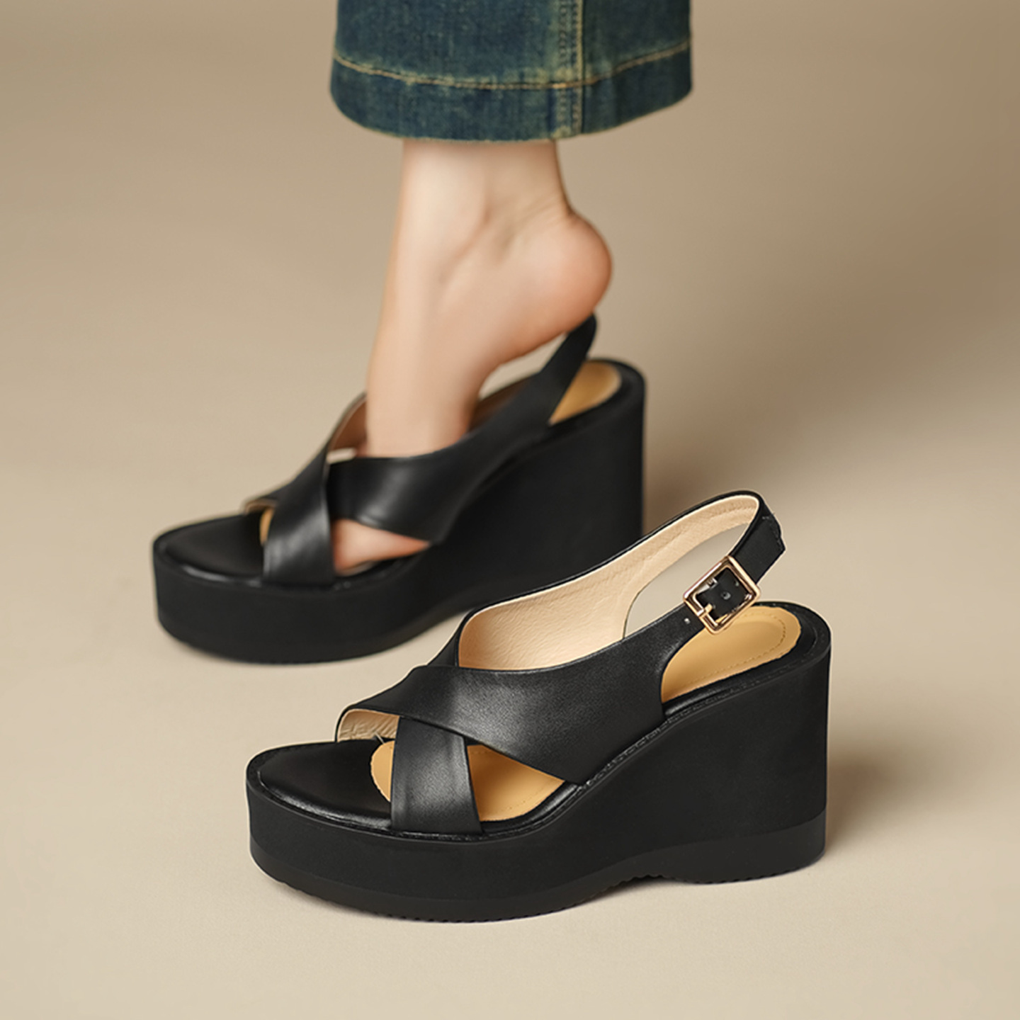 Sandal cao gót nữ hở mũi quai ngang đế xuồng gót 9 cm — đen
