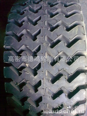 Clavo de dos cabezas ocupado neumático 15,5/60-18 empacadora neumático agrícola ancho rueda excavadora neumático