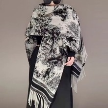 爆款水墨风复古斗篷披肩仿羊绒流苏披肩秋冬保暖百搭民族风披风
