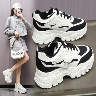 Inner Height Increase Women's Shoes Small Autumn Thick Bottom Height Increase Casual Torre sneaker 2025 Women's New 8cm Platform Cake