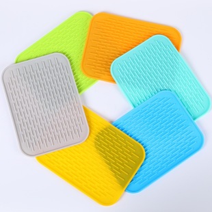 21*15cm Horizontal Grain Silicone Drain Mat Kitchen Tableware Non-Slip Insulated Drain Mat Melon, Fruit and Vegetable Drying Mat