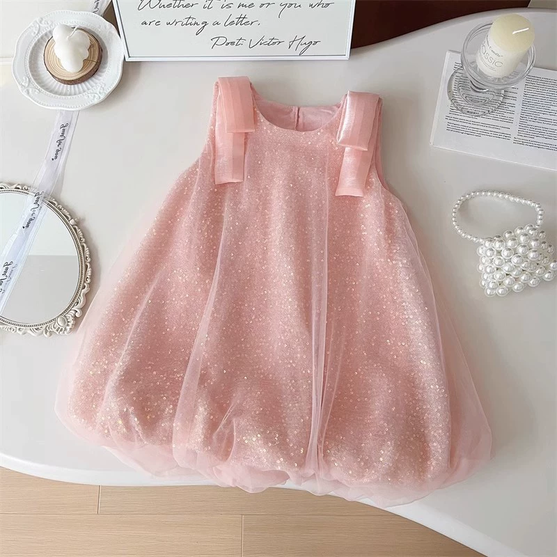С sequins/ ногти? Wait: First item: "Nail sequins, sleevless dress, girl's skirt, Korean style, internet celebrity, western style, lifting effect" Translate: 