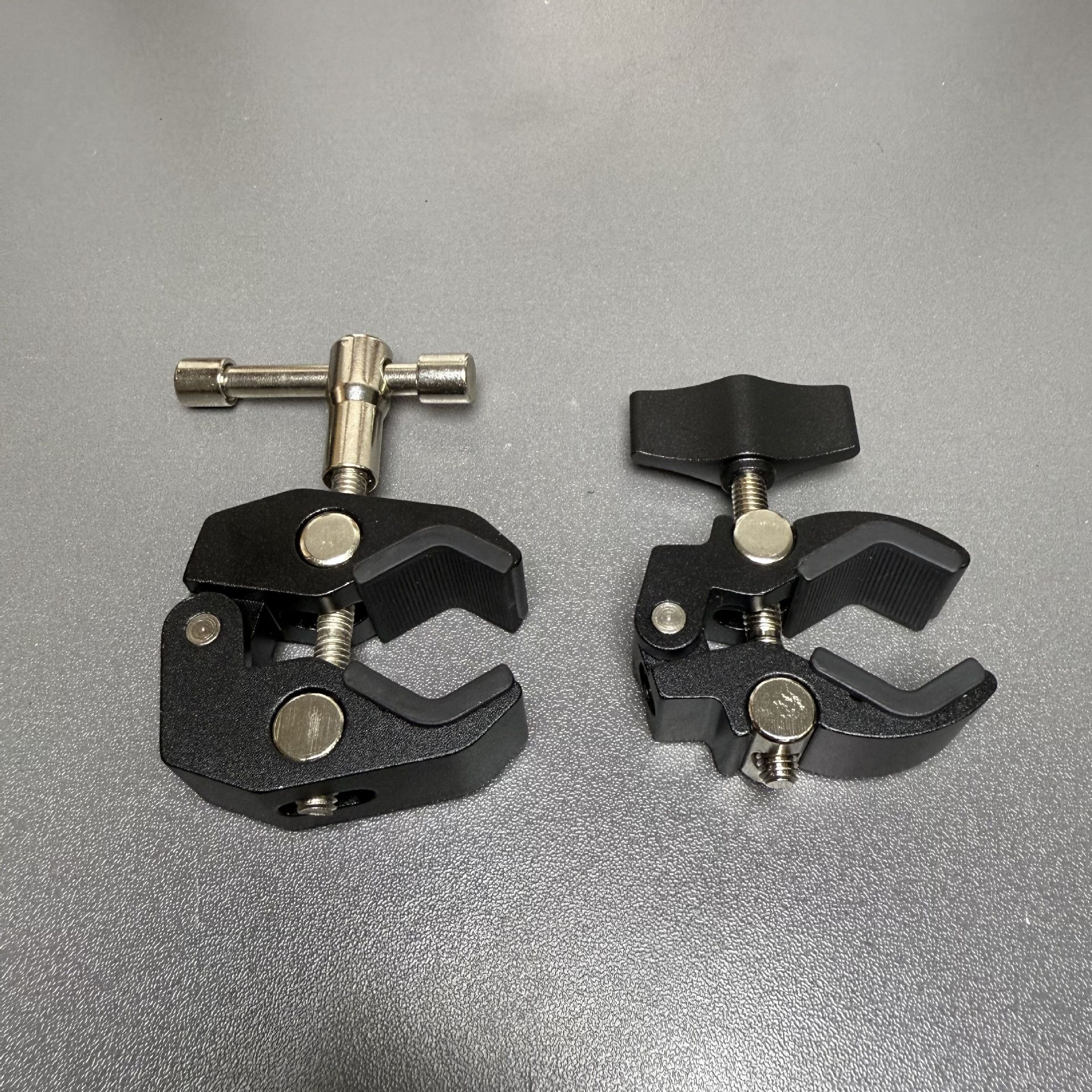 Metal Crab Claw Clamp Round Tube Fixed Clip Lazy Bracket Bicycle Riding Bracket 360 Camera Bracket Handlebar Mobile Phone Bracket