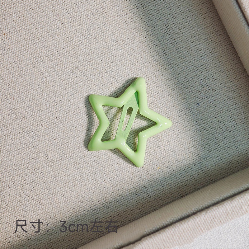Approximately 3cm star hair clip - light green