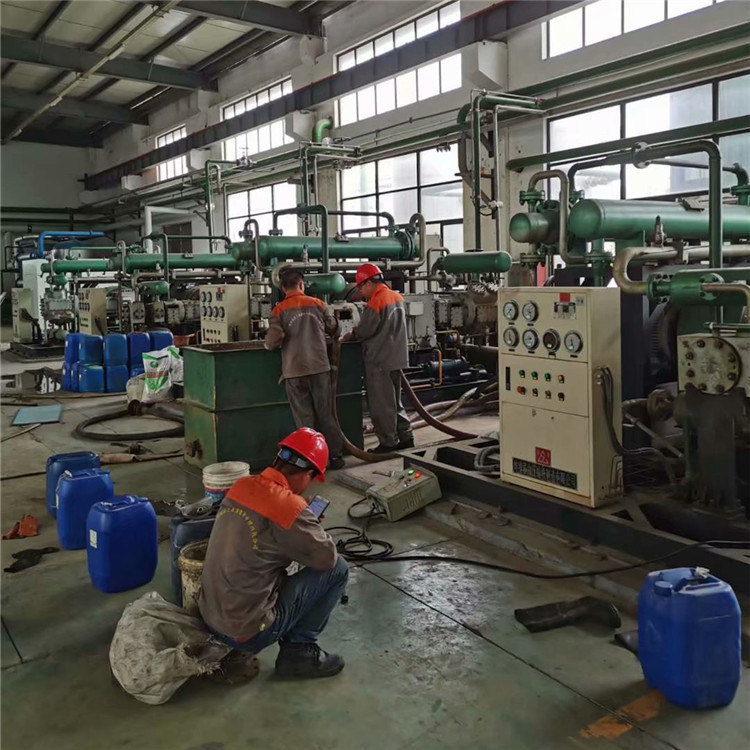 空压机冷却器清洗3_副本