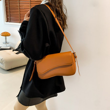 ����Ů2023�¿������ŮʿС�����͹ų���б����r�к��s�μ��