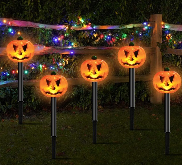 Luces de Halloween transfronterizas, escenas del festival de fantasmas, arreglos de atmósfera, luces de tierra, calabazas solares, fantasmas, luces de jardín al aire libre