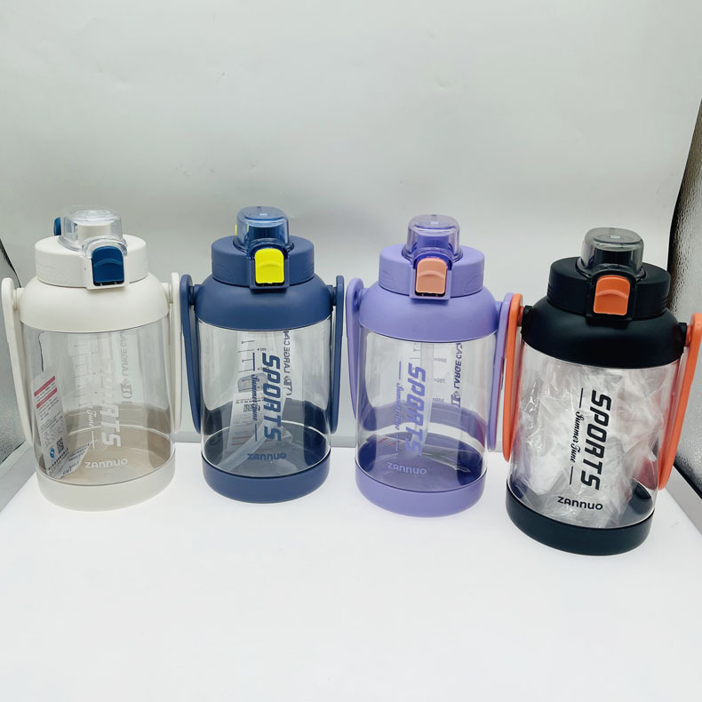 Zanuo espacio taza hervidor portátil 1700ml gran capacidad al aire libre simple contraste color portátil plástico deportes taza de agua