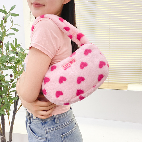 New Strawberry Bear Underarm Bag with Plush Love Heart Shoulder Bag Handbag Sweet and Cute Soft Girl Handbag Storage Bag