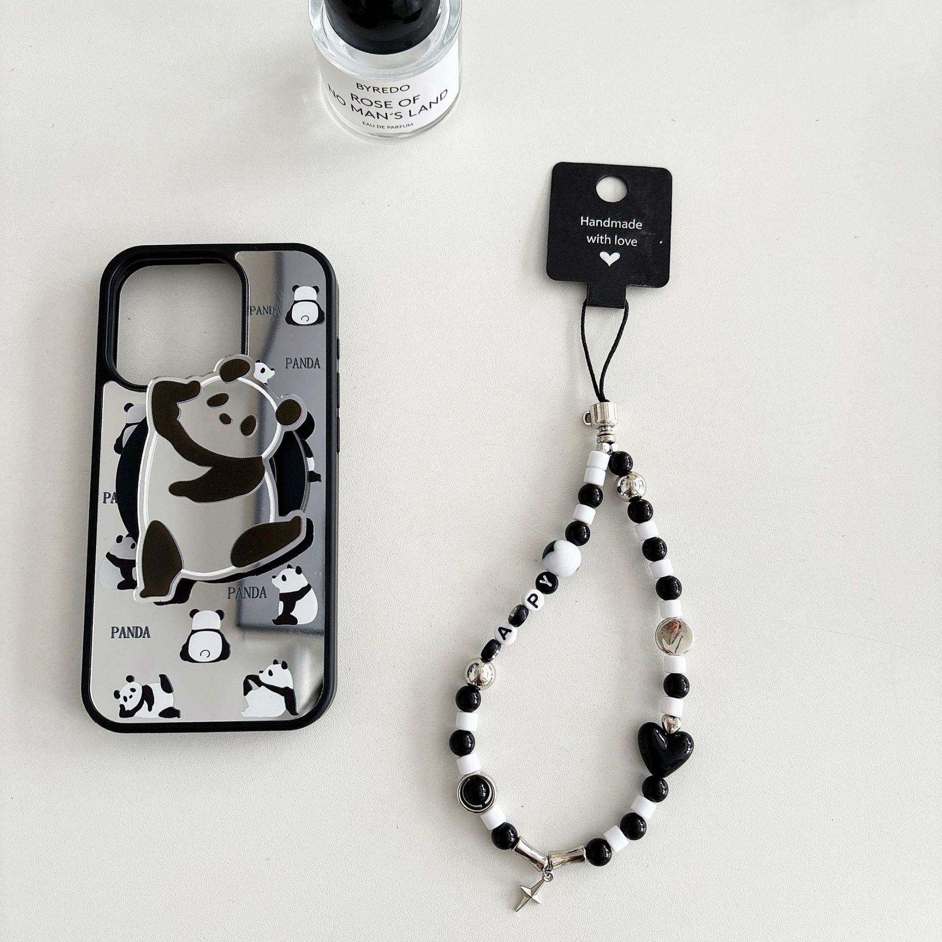 Cuentas de perlas hechas a mano, cadenas de teléfonos móviles, bolsos, colgantes, colgantes de muñeca, cuentas hechas a mano.