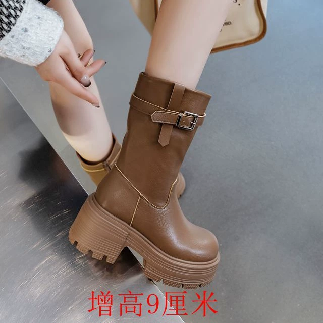 Толстые женские ботинки с высоким каблуком и толстой подошвы