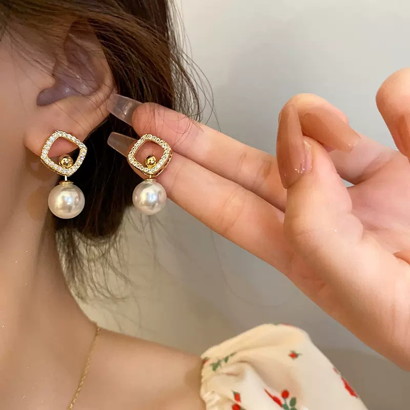 Square fashionable universal elegant retro earrings with zircon…