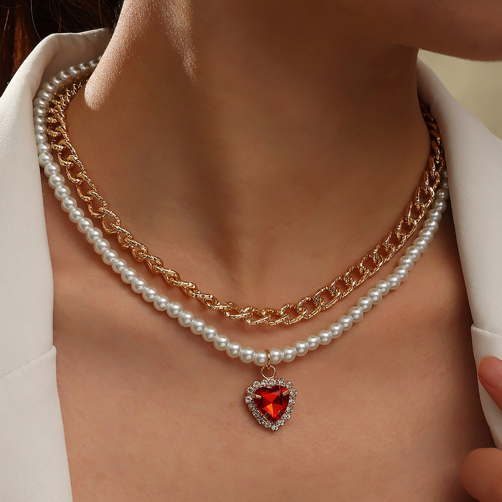 Simple Fashion Multi-layer Pearl Heart Stacking Necklace Wholesale Nihaojewelry display picture 1