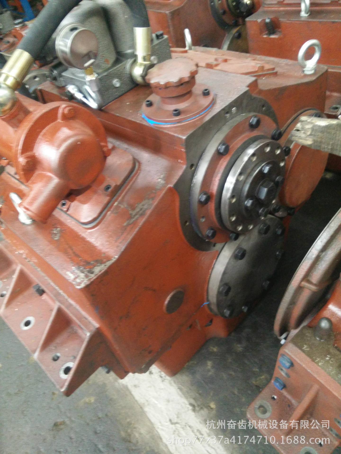 供应6135CZRX南通NT柴油机配套杭州前进HCT400A/1船用齿轮齿轮箱