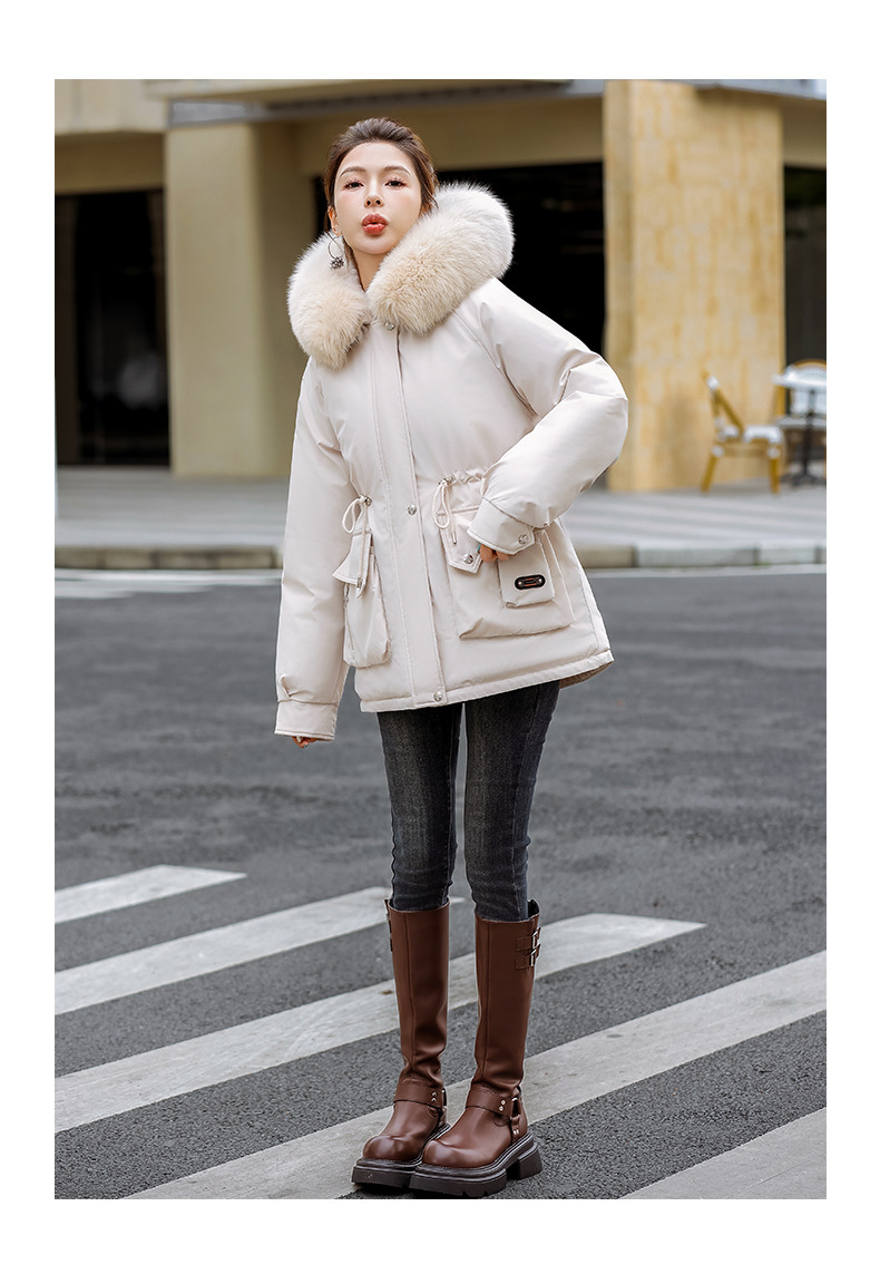 The petite faction overcomes the challenge of women's padded clothing in winter 2024, with new waist cinching slimming_voghion.com