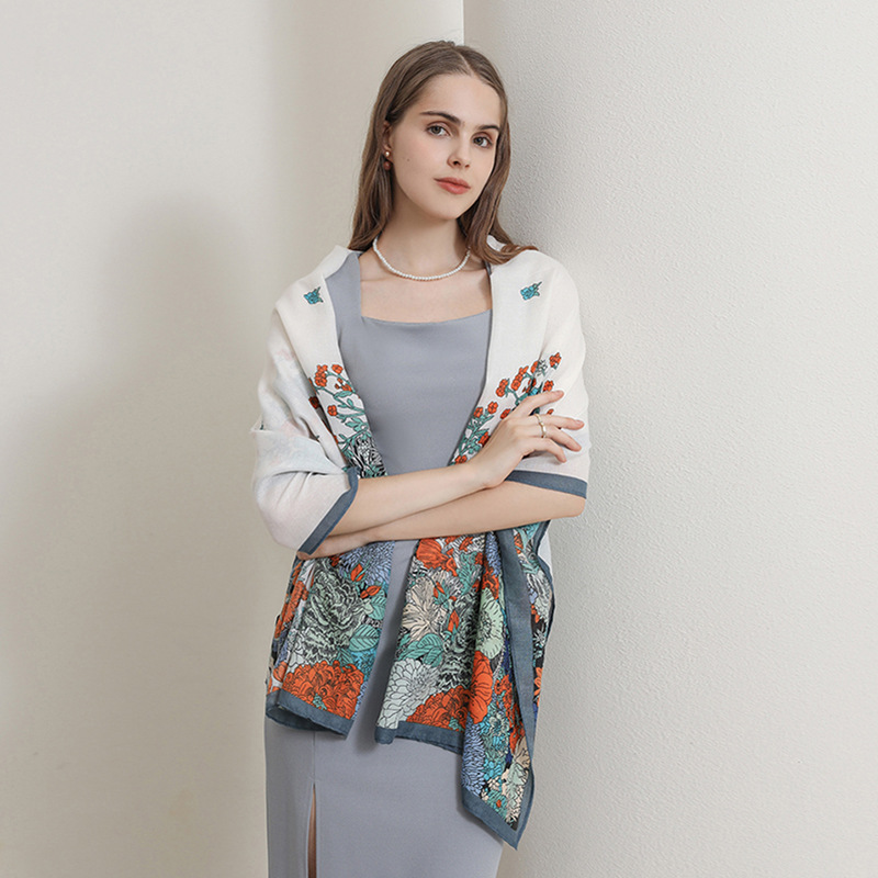 Otoño y invierno elegantes bufandas de impresión floral de algodón coreana para mujeres de viaje de moda moda con un chal