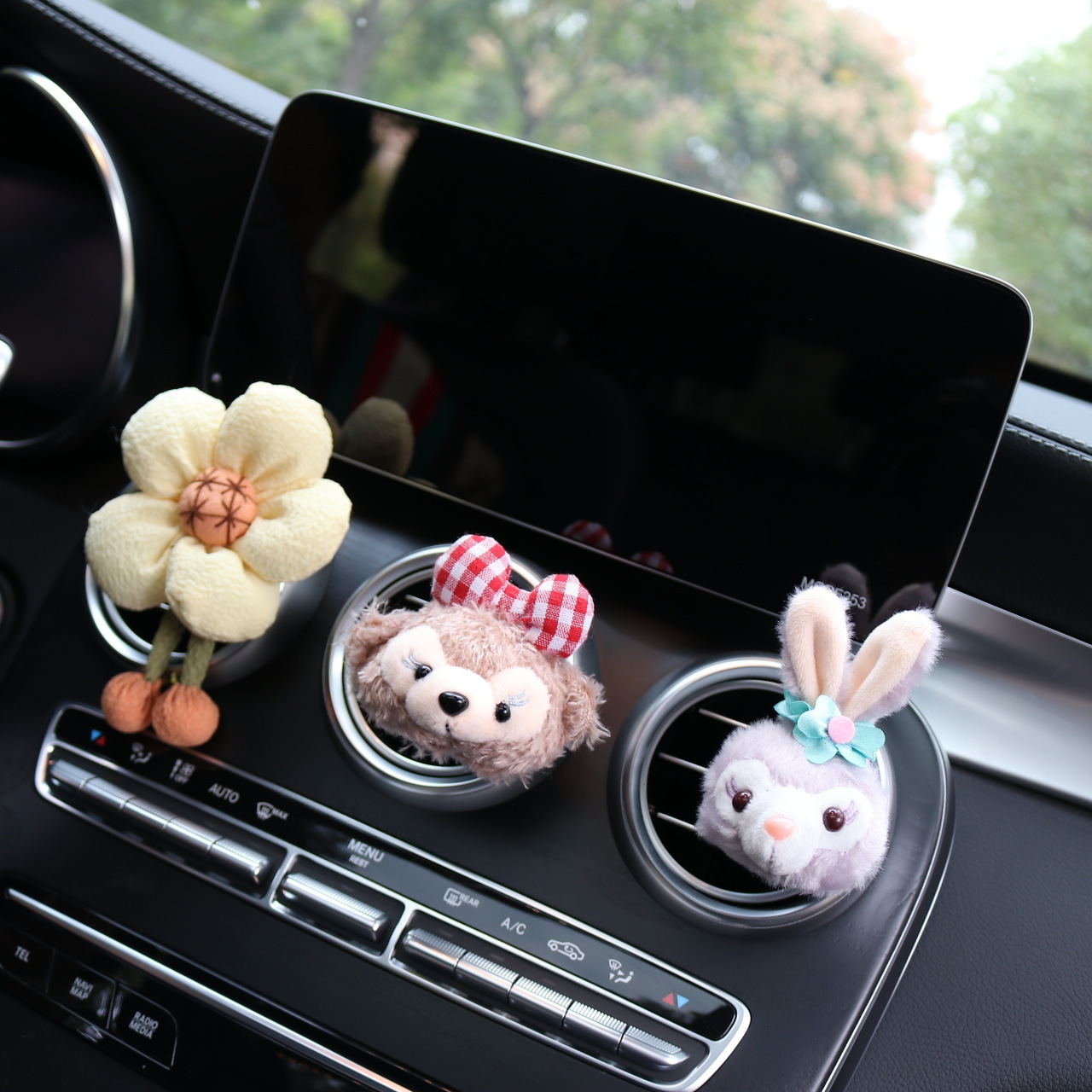 Decoración de automóviles salidas de aire de automóviles aromáticas aire acondicionado perfumes clips creativos lindos dibujos animados accesorios de automóviles adornos