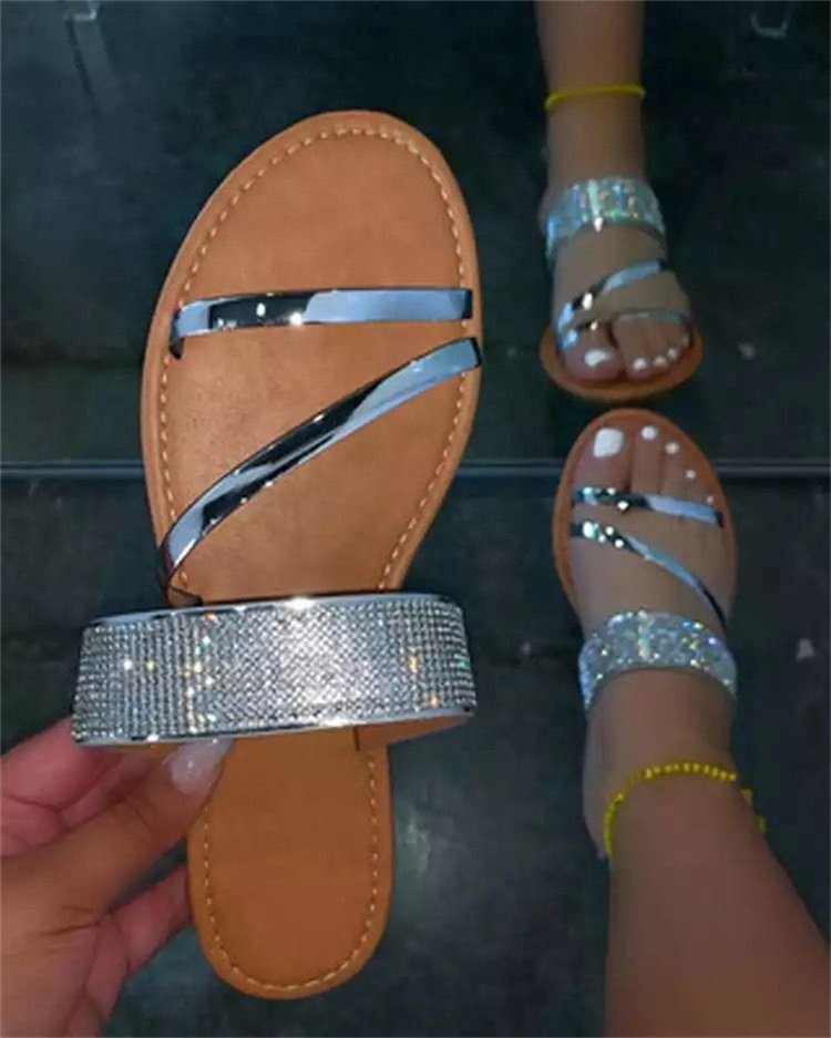 Summer Flat Sandals For Women With Rhinestones Plus Size 36-43 European American Style Women's Footwear_vogvips.com