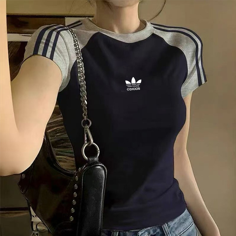 Raglan Sleeve Short-Sleeve T-Shirt for Women, New Summer American Retro Style, Regular Shoulder, Korean Version, Slim Fit, Short Top with Clover Design