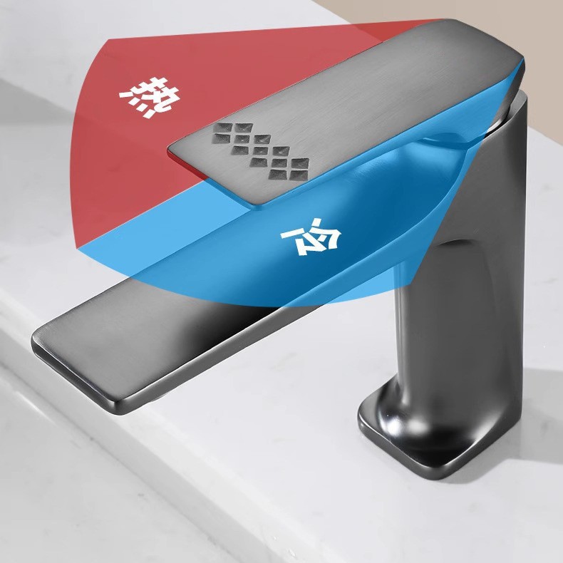 Grifos de lavabo gris de pistola baños calientes y fríos de lujo ligero hogar lavabo tablero de ingeniería de agujero único hotel al por mayor