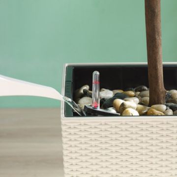 Suministro directo de fábrica automática de absorción de agua maceta extra grande pintura cuadrada sala de estar planta verde automática de absorción de agua maceta al por mayor