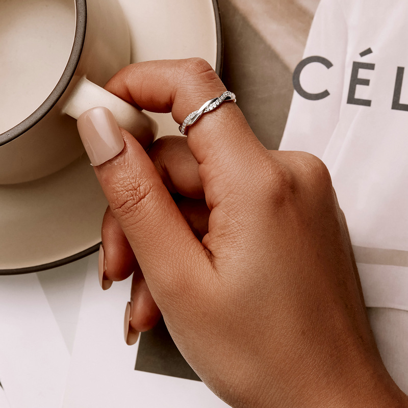 Title 4, Bague corde torsadée simple et tendance en arge...