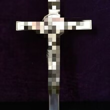 22.8���ךWʽ���Q���~���Vʮ�ּܒ��ϵ�ͷ����D