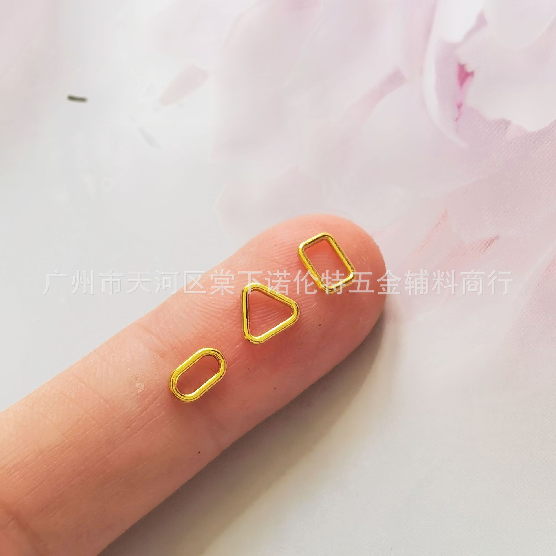 4mm mini bolso de la muñeca accesorios pequeños huevo hebilla cuadrada triángulo hebilla muñeca Ropa Accesorios hebilla bjd equipaje hardware