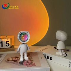ピーターパン宇宙飛行士サンセットランプ USB 寝室の雰囲気ランプクリエイティブタッチインターネット有名人カラフルな充電式サンセットランプ