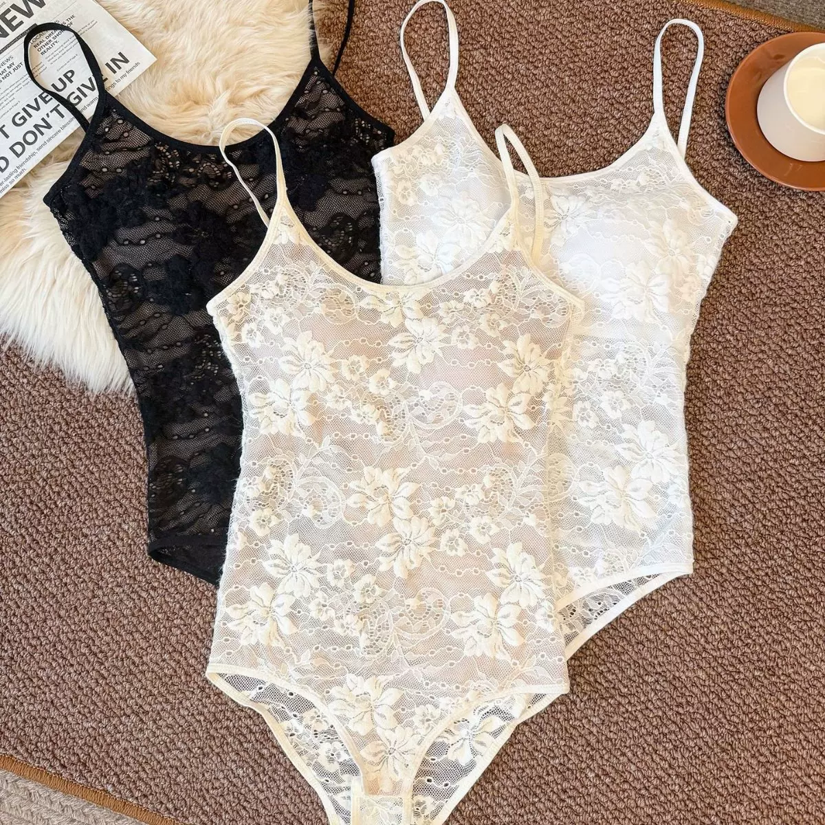 2256辣妹风吊带背心女连体衣修身蕾丝内搭设计感性感露背上衣外穿