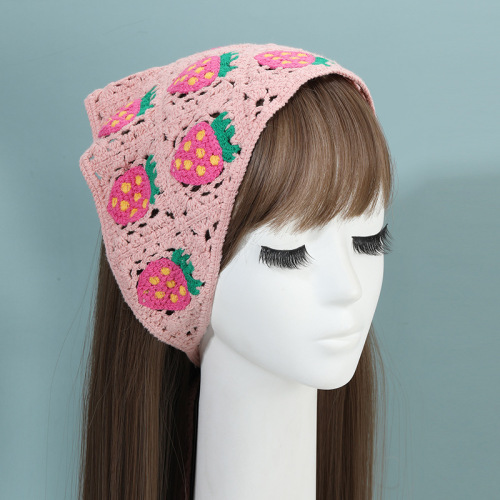 Spring and Summer Outdoor Sweet Knit Headband Lattice Triangle Scarf Strawberry Flower Headband for Girls with Elegant Hair Tying
