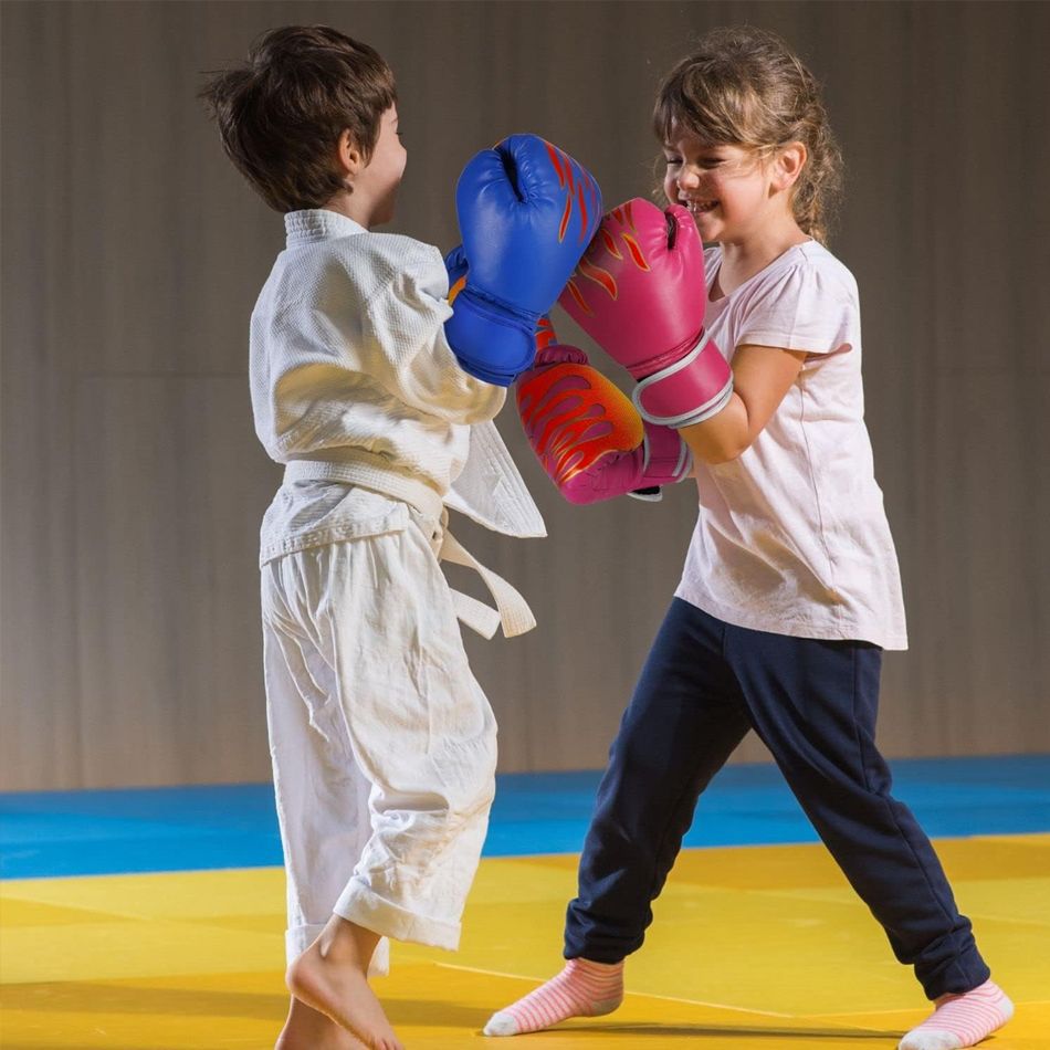 Guantes de boxeo para niños Equipo de protección de boxeo para niños Guantes de fitness Taekwondo Guantes de entrenamiento amateur para interiores Pérdida de peso