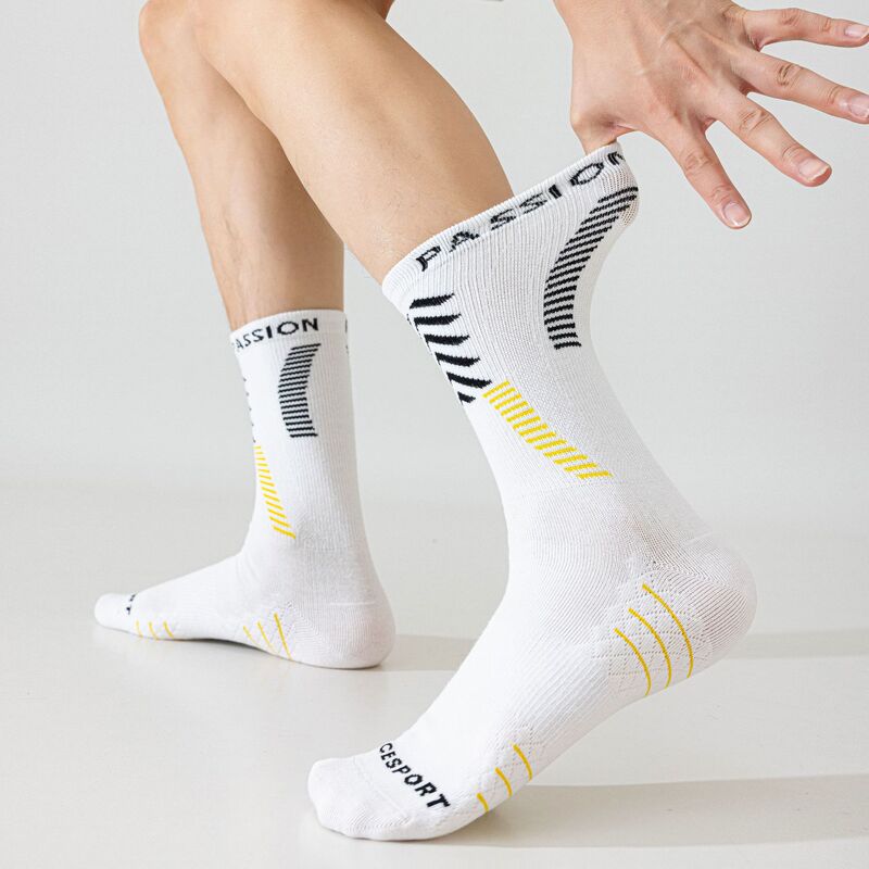 Basketball Socks, Men's Mid-Calf Socks, Breathable Sweat-Absorbent Sports Socks, Casual Trendy Running and Cycling Seamless Socks Basketball Socks, Men's Mid-Calf Socks, Breathable Sweat-Absorbent Sports Socks, Casual Trendy Running and Cycling Seamless Socks