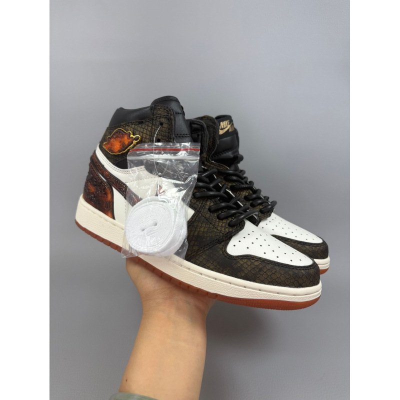 Putian Basketball Shoes Chicago Black and White Panda Jordan 1 High-Top Unisex Outdoor Versatile Sports Trendy Shoes