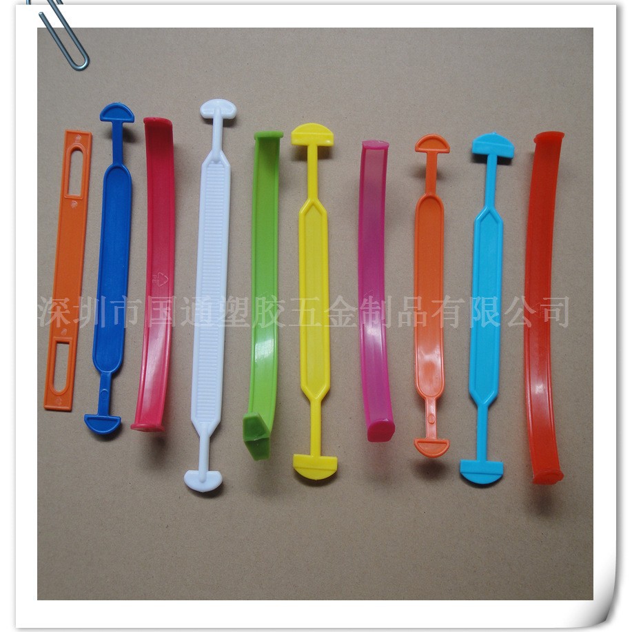 亚马逊创意新品塑料提手  非洲纸箱提手扣礼品盒提手胶手挽拎手