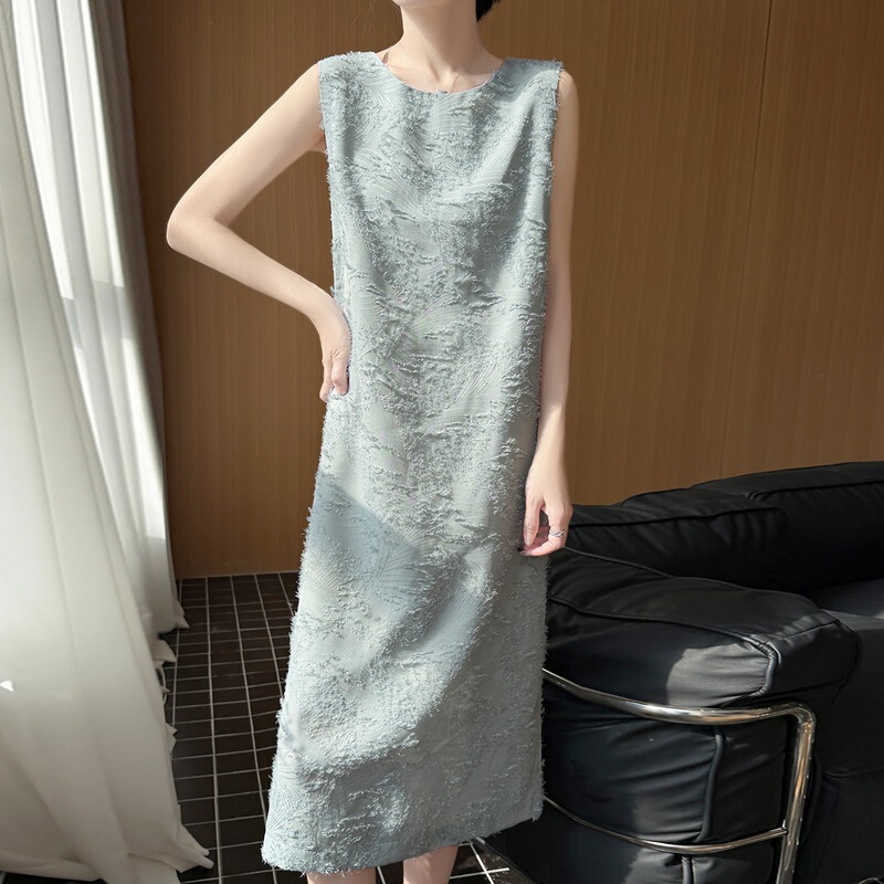 Cross-Border Silk Satin 2026 Summer New Women's V-Neck Long Dress, Mid-Length, Over-The-Knee, Heavy Floral Embroidery, Sleeveless