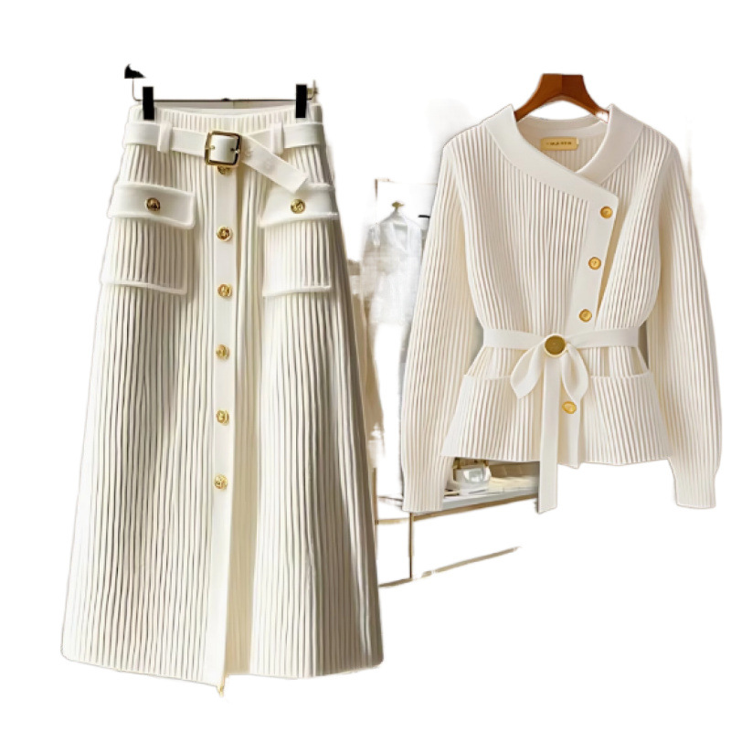 겨울 착용 작은 스타일의 흰색 스웨터 여성의 새로운 하이 엔드 느낌 외국 스타일의 연령 감소 스커트 세트