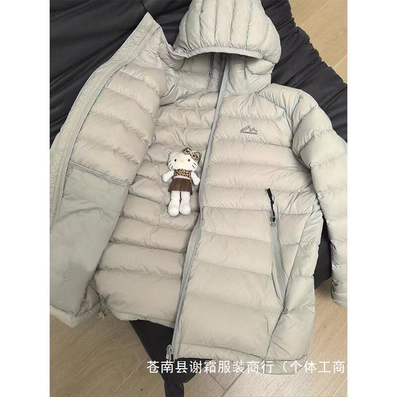 Ribbed down-filled lightweight cotton jacket, winter 2025 new style, hooded, warm, retro cotton coat, short outerwear, wholesale Ribbed down-filled lightweight cotton jacket, winter 2025 new style, hooded, warm, retro cotton coat, short outerwear, wholesale